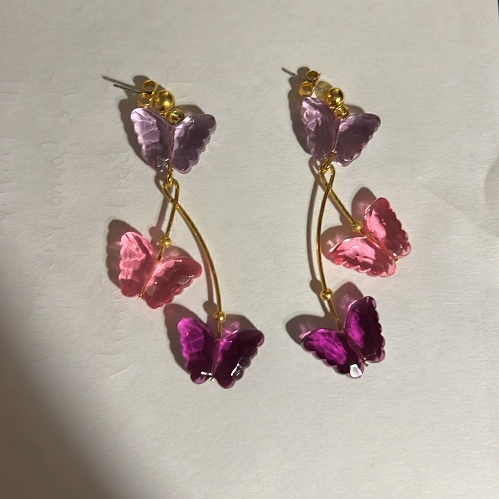 Vintage Avon butterfly pierced earrings